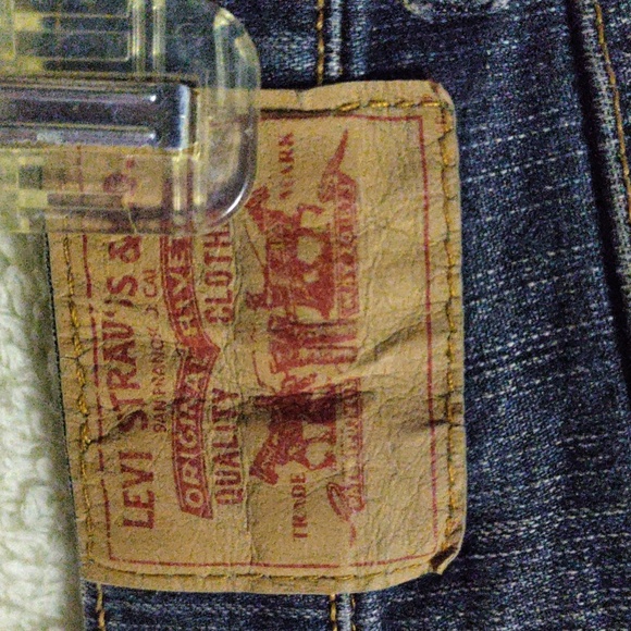 Levi's 550 woman size 4 relaxed boot cut denim jeans - Picture 3 of 5